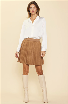 Women's brown faux suede pleated miniskirt.
