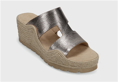Vaneli Cyril Pebbled Leather Wedge Sandal Metallic Shell