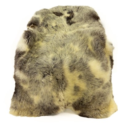 Coarse Short Wool Mix of Gray and Dark Ivory Gray Sheepskin