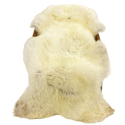 Huge Short Wool Ivory Light Mottled Mottled Sheepskin