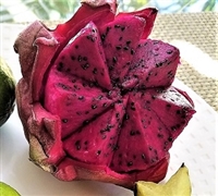 Red Dragon Fruits has an extremely low amount of cholesterol, which ultimately helps the body break down this fruit quickly, keeping you happy and healthy. Itâ€™s the perfect fruit to maintain your weight and satisfy your sweet tooth.
