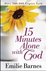 15 Minutes Alone With God by Barnes: 9780736950855
