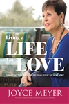 Living A Life You Love by Meyer: 9781455560165