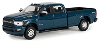 Greenlight Collectibles Showroom Floor Series 5 - 2023 Ram 2500 Bighorn