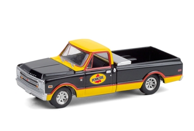 Greenlight Collectibles Running on Empty Series 12 - 1968 Chevrolet C-10  (Pennzoil)