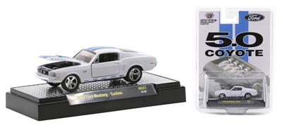 M2 Machines Hobby Exclusive HS27 - 1968 Ford Mustang Custom  (5.0 Coyote)