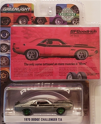Greenlight Hobby Exclusive Series - 1970 Dodge Challenger T/A  Chase