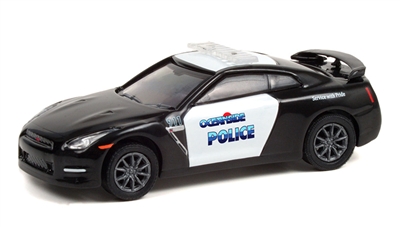 Greenlight Collectibles Hot Pursuit Series 38 - Oceanside, California Police - 2015 Nissan GT-R