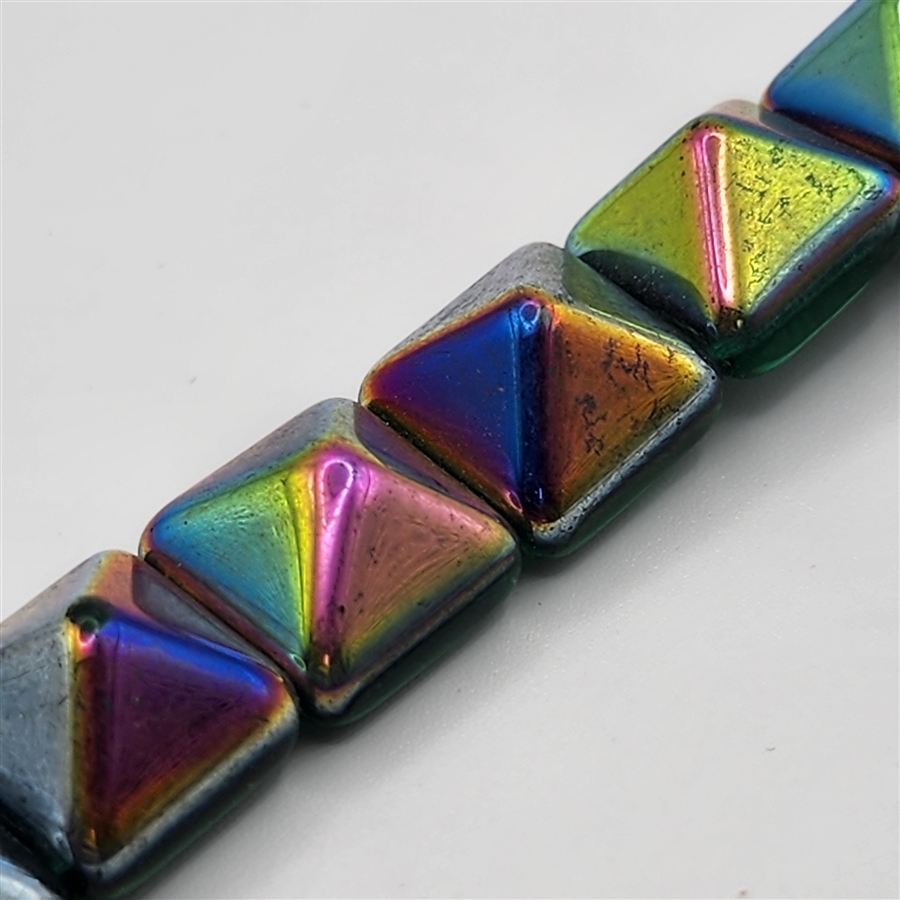 12mm Czech Pyramid Bead- Emerald Vitrail