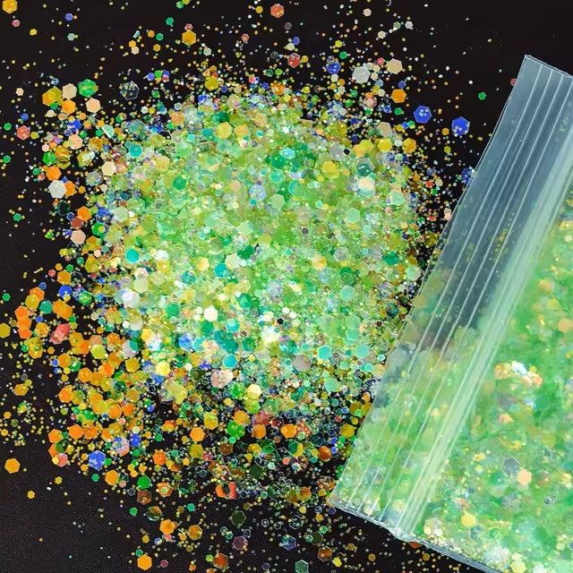 Glow in the Dark glitter - Green