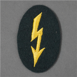 Original German WWII Heer Cavalry Signals Personalâ€™s Badge