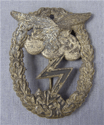 Original German WWII Luftwaffe Ground Assault Badge (Erdkampfabzeichen der Luftwaffe)