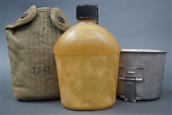 RARE Original US WWII Experimental Ethocellulose Plastic Canteen Dated 1944