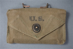 Original US WWII M1942 Field Dressing Pouch Dated 1945
