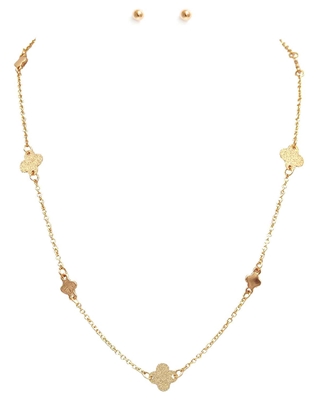 Gold Textured Clover 16"-18" Necklace