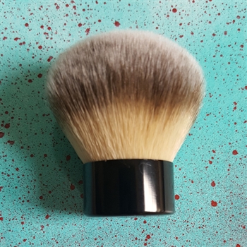 Baby Dome Kabuki Brush