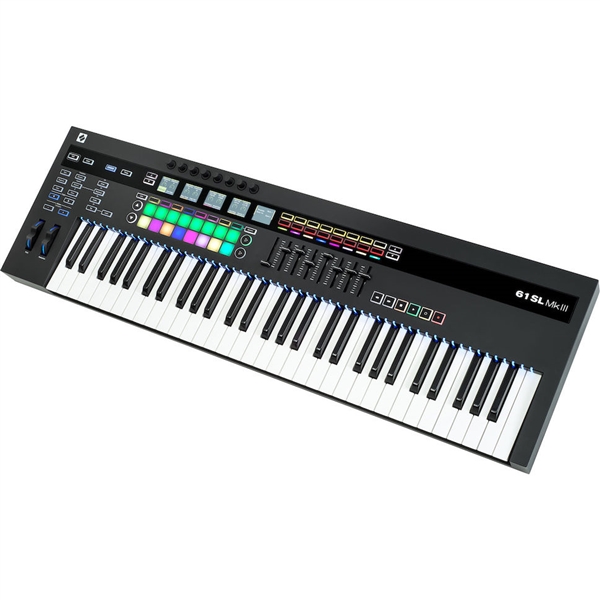 Novation  SL61 MK III Midi and Cv Keyboard controller with Sequencer ( 61 key)