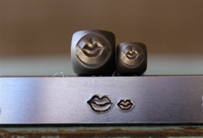 Brand New Supply Guy Design - 3mm and 5mm Kissing Lips Metal Design 2 Stamp Set - SGCH-217218