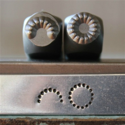 Brand New Supply Guy Design - 6mm Circle & Half Circle of Dots Metal Design 2 Stamp Set - SGCH-285286
