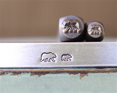 Brand New Supply Guy Design - 6mm and 4mm Mama and Baby Bear (right facing) Metal Design 2 Stamp Set - SGCH-462463
