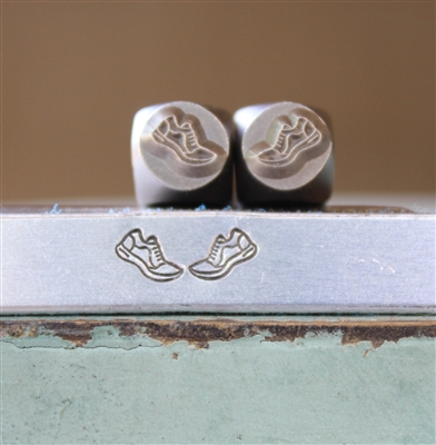 Brand New Supply Guy Design - 6mm Running Shoe (right and left facing)  Metal Design 2 Stamp Set - SGCH-595594