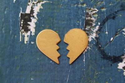 Brass 26mm x 16mm Broken Heart Metal Stamping Blank - 2 Sets - SGMSB-2026