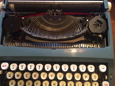 Smith Corona Manual Typewriter