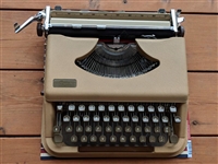 Simpson Manual Typewriter