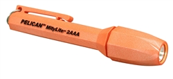 1900C, MityLite Flashlight 2AAA (Carded) with Light Bender, ORANGE (French Packing)