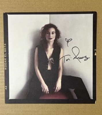 TORI AMOS SIGNED U.S. PROMOTIONAL FLAT