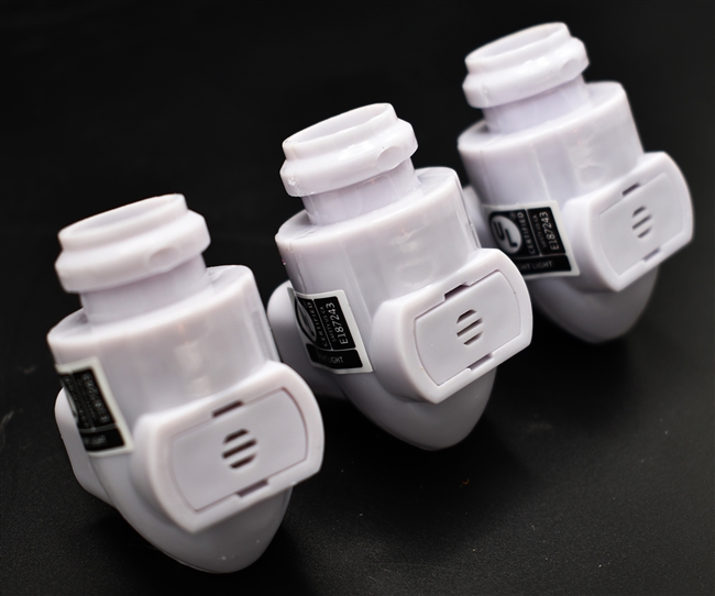 Automatic Nite Light Fixture