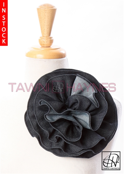 Tawni Haynes Circle Flower Pin (8 inch) - Denim