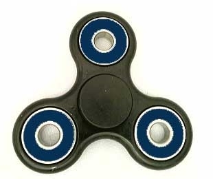 Fidget Hand SpinnersToy with Center Ceramic Bearing, 2 caps and 3 outer blue Bearings