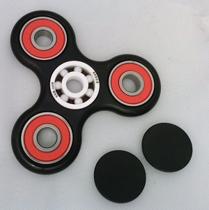 Fidget Hand SpinnersToy with Center ZrO2 Ceramic Bearing, 2 caps and 3 outer red Bearings