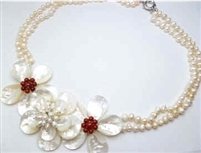 20658 MOP 3 flowers Combo with Pearl Necklace