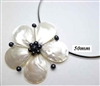 20681 MOP 1 flower Pendant with Cable Necklace