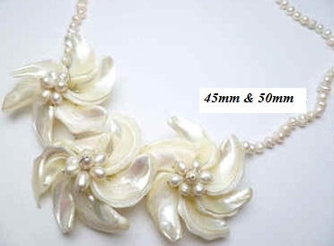 20682 MOP 3 flowers Combo with Single Pearl Necklace