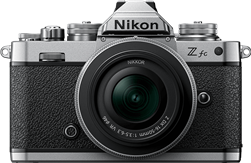 Nikon Z FC Kit