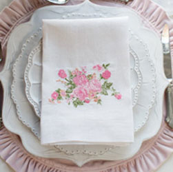 Arte Italica - Vintage Floral Tri-fold Napkin