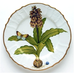 Flowers of Yesterday Narcissus Dinner Plate by Anna Weatherley