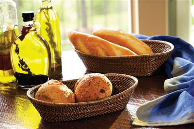 Calaisio - Oval Breadbasket with Tubes