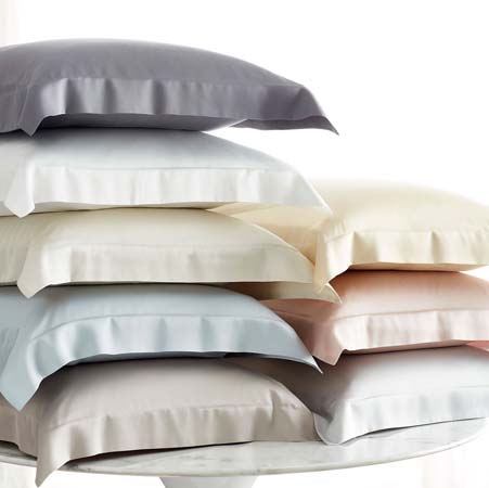 Legna Classic Sateen Fitted Sheet by Scandia Home