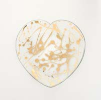 Jaxson 7" Gold Heart Plate by Annieglass