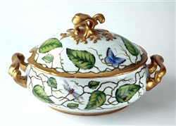 Ivy Garland Oval Soup Tureen by Anna Weatherley