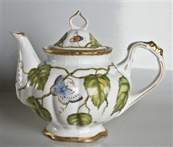 Ivy Garland Tea Pot by Anna Weatherley