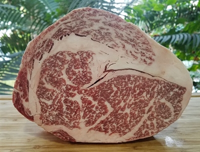 Our Japanese Rib Eye Steaks are juiciest and tender of all the steaks. This marvelously rich, yet mellow boneless cut comes from the heart of the short loin where the most abundant marbling, tender texture and succulent taste is found.