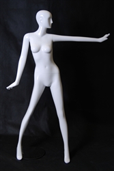 Eve Abstract Female Mannequin With Egg Heads January 2024 -  Fixturesanddisplays