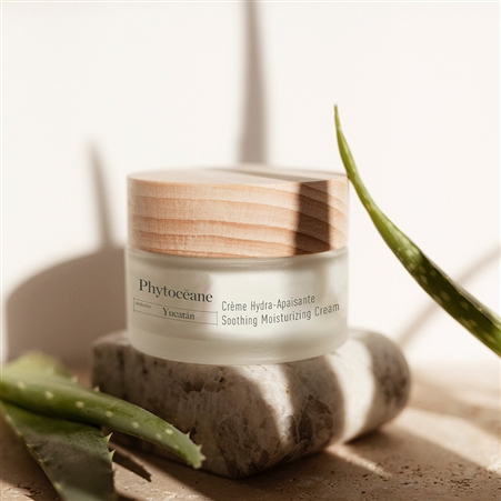 Soothing Moisturizing Cream with Organic Aloe Vera