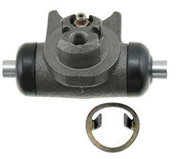 Image of 1982 - 1986 Firebird Rear Wheel Cylinder, US Thread