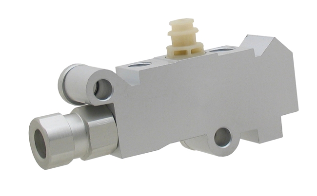 Image of 1967 - 1981 Firebird Aluminum Proportioning Valve and Distribution Splitter Block Combo, Front and Rear 4 Wheel Disc Brakes